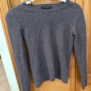 Tahari Gray Crew Neck Sweater Knit